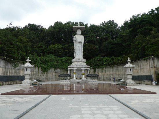 Bongeunsa Temple